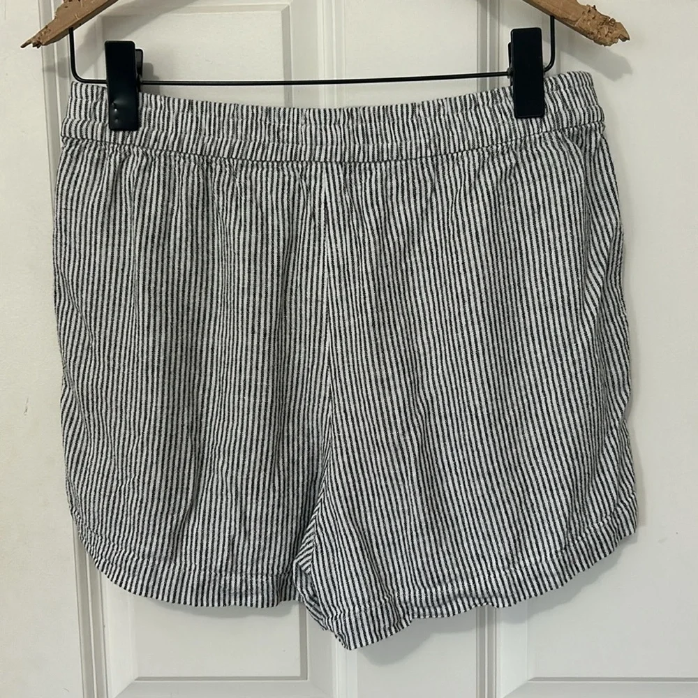 J. Crew Black and White Striped elastic High Waist Shorts size small